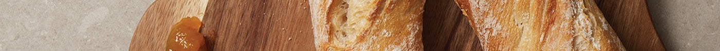 Wooden Serving Boards for Cafés and Restaurants: Acacia, Oak, Teak or Olivewood? - hospitality