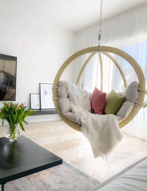 The Art of Relaxation: Choosing the Right Outdoor Swing for Your Space - hospitality