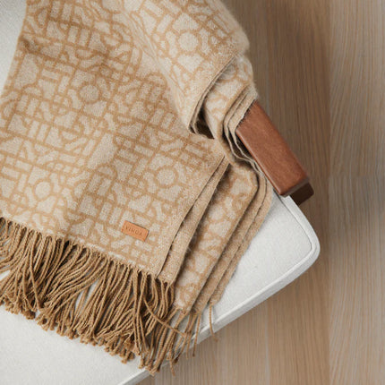 Vers blanket - Custom Wood Designs