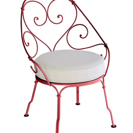 1900 Carbriolet Armchair - hospitality