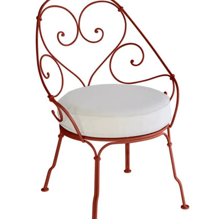 1900 Carbriolet Armchair - hospitality