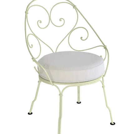 1900 Carbriolet Armchair - hospitality