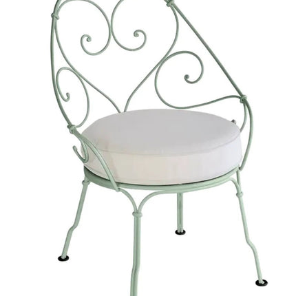 1900 Carbriolet Armchair - hospitality