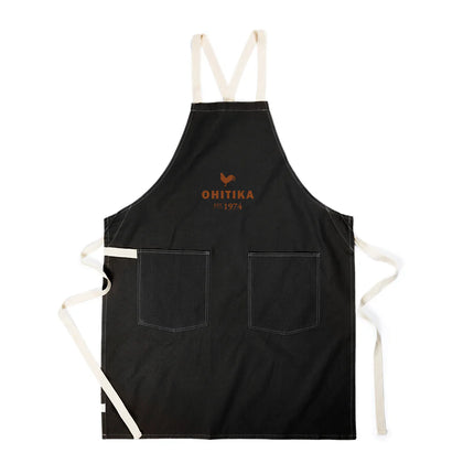 Vinga Sovano Atelier apron made from certified recycled cotton, stylish and eco-friendly for home and kitchen use.
