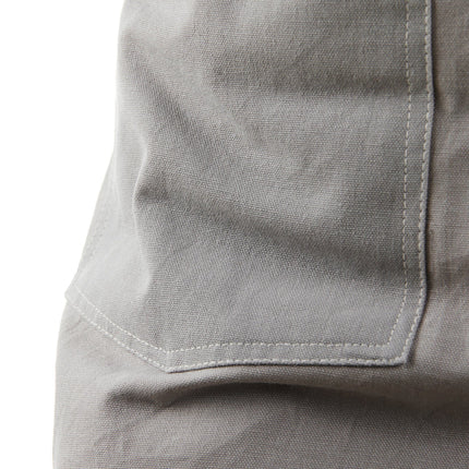 Vinga Sovano Atelier apron made from certified recycled cotton, featuring a durable, eco-friendly design for home and kitchen use.