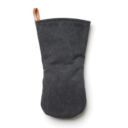 Vinga Asado Collection padded cotton canvas oven mitt in natural beige with quilted design, heat-resistant for kitchen use