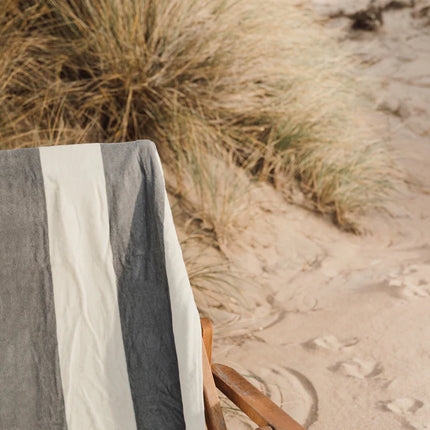 Valmer lounge chair towel - Custom Wood Designs