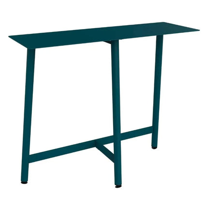  suitable for hospitality or restaurant settings.