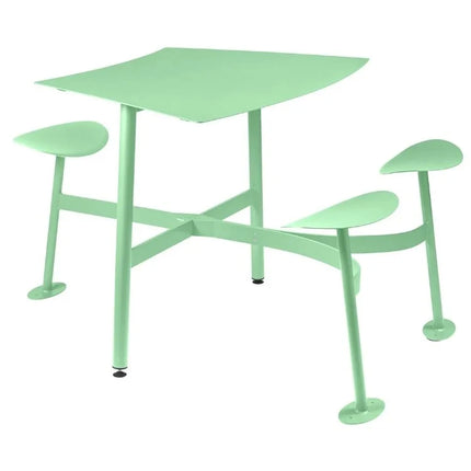 Fermob Bolder 3-seater bar stool with integrated square table