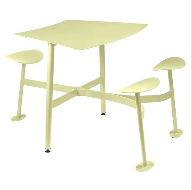  and durable metal outdoor finish.
