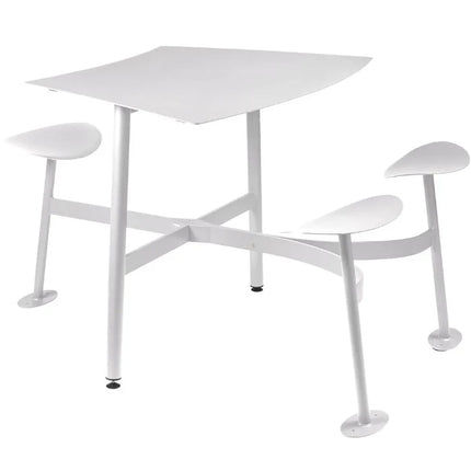  outdoor-friendly design