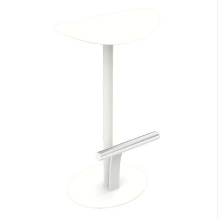  suitable for outdoor restaurant and hotel hospitality settings.