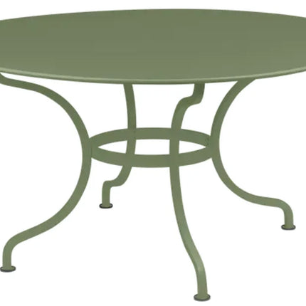  seating up to 8 guests