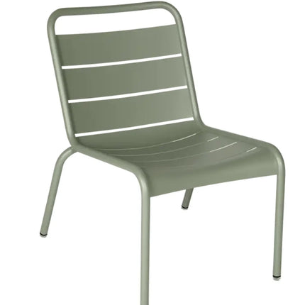  ideal for outdoor seating and modern restaurant decor.