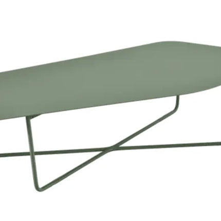  ideal for patios or outdoor dining areas.