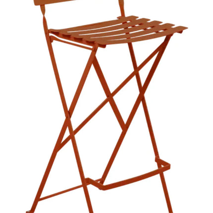  foldable outdoor furniture with a modern design and sturdy metal frame.