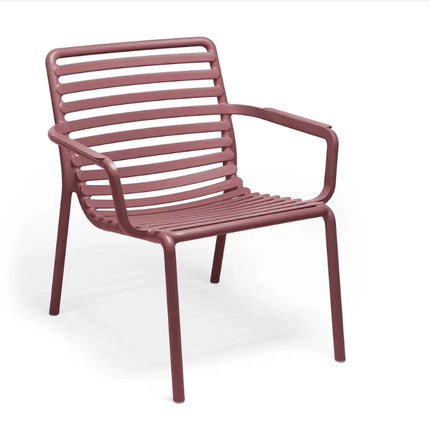 Nardi Doga Relax outdoor chair with wooden slats and curved design