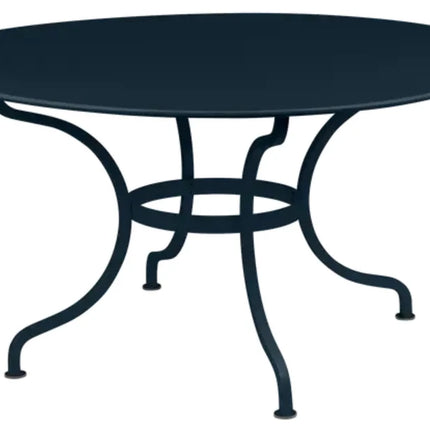 Fermob Romane round table with 137cm diameter in antracite color
