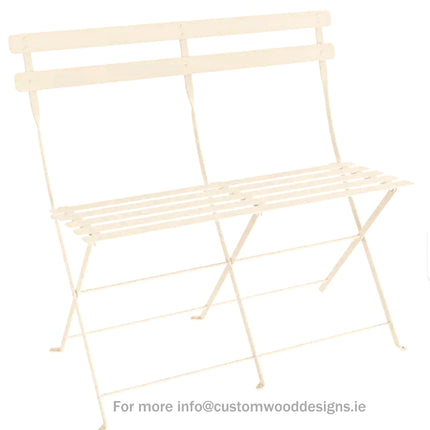  ideal for outdoor or indoor use.