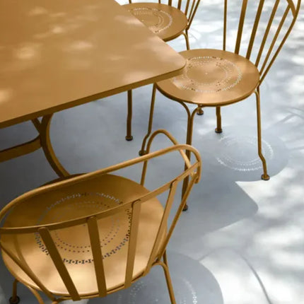 Fermob Romane table in gingerbread color