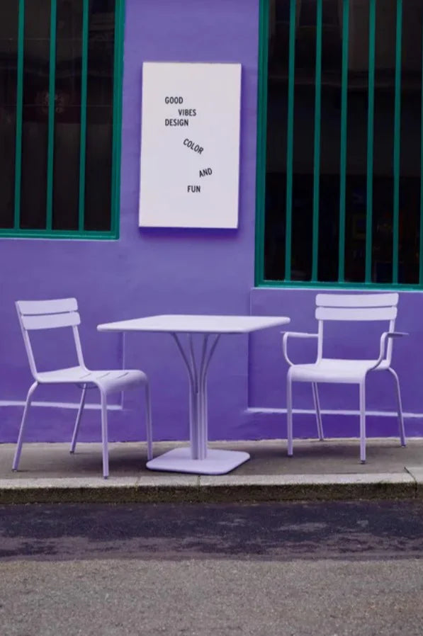 showcasing its sturdy design and vibrant finish for outdoor spaces.
