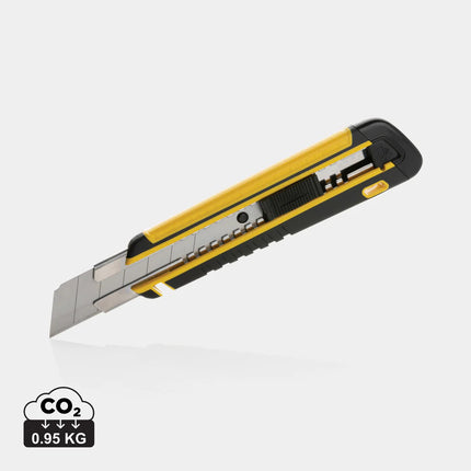 XD Collection refillable RCS plastic heavy-duty snap-off knife with soft grip