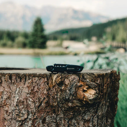 Gear X multifunctional knife with multiple tools
