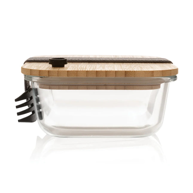  showcasing a clear glass container with natural bamboo top
