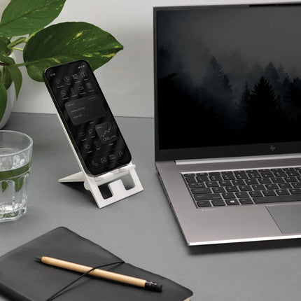  eco-friendly and lightweight accessory.