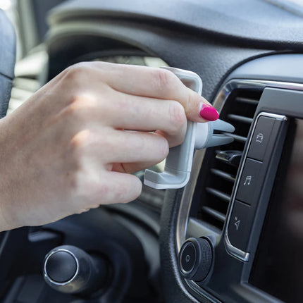 XD Collection Acar RCS recycled plastic 360-degree car phone holder mounted in a vehicle for safe hands-free use