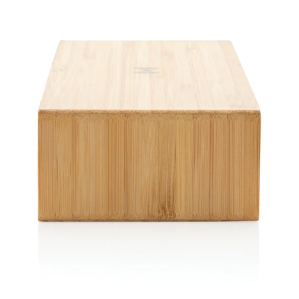  displaying time on a modern wooden clock face.
