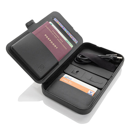 Swiss Peak RCS recycled travel case with 3-in-1 charger for phone and tablet accessories