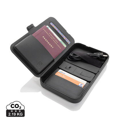 Swiss Peak RCS recycled travel case with 3-in-1 charger for phone and tablet accessories