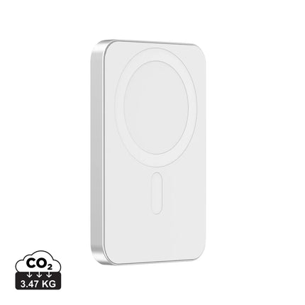 Urban Vitamin Malibu RCS plastic and aluminum 5000mAh powerbank for phones and tablets with sleek design.
