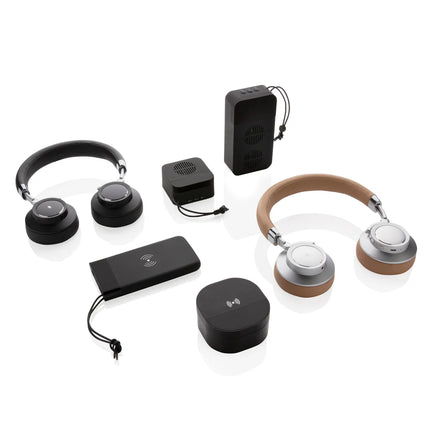 XD Xclusive Aria Wireless Comfort Headphones in black with cushioned ear cups and adjustable headband