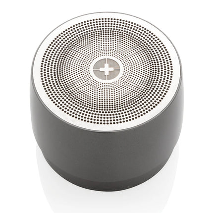 Swiss Peak 5W wireless bass speaker with sleek design