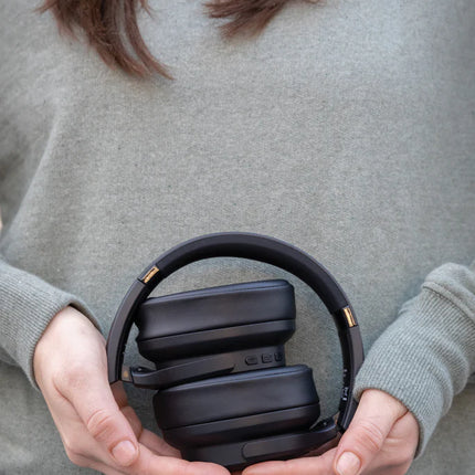Urban Vitamin Palo Alto RCS plastic headphones