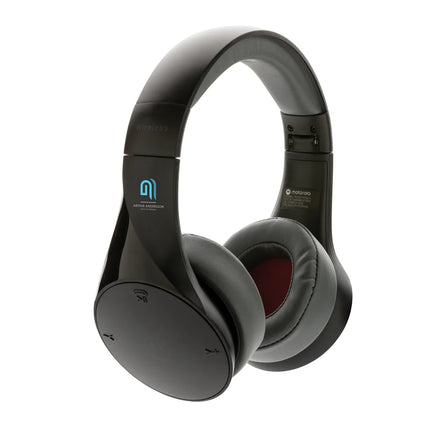 Motorola MOTO XT500 wireless over-ear headphones with padded ear cups and adjustable headband