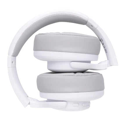 Urban Vitamin Fresno wireless headphones with sleek black design