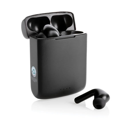 Skywave RCS recycled plastic solar earbuds by XD Xclusive