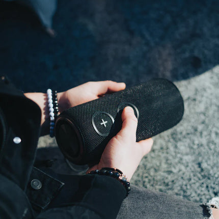  shown in black with control buttons.