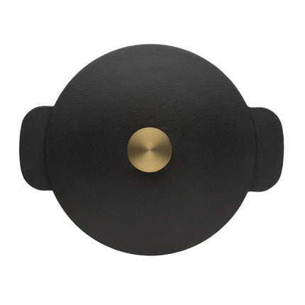  ideal for versatile home cooking and durable kitchen use.