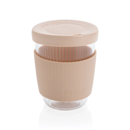 Ukiyo borosilicate glass drinkware with silicone lid and sleeve