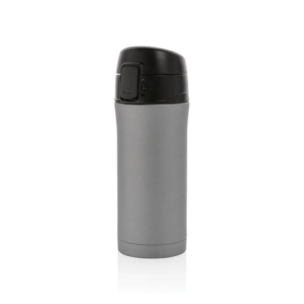  drinkware with secure lid and sleek design