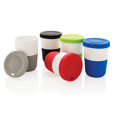  suitable for hot beverages.