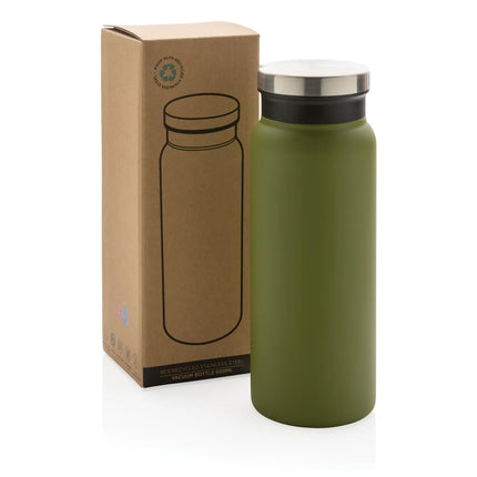  insulated design for hot and cold beverages.