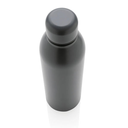  durable drinkware with a sleek design and spill-proof lid.