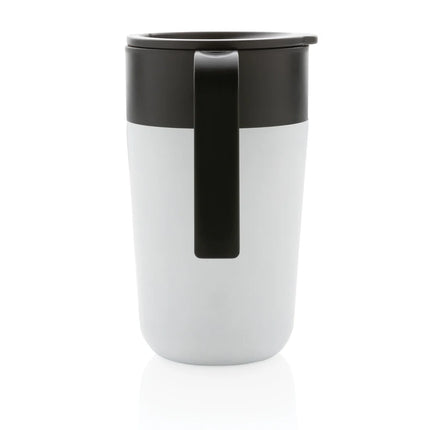  durable drinkware for hot and cold beverages.