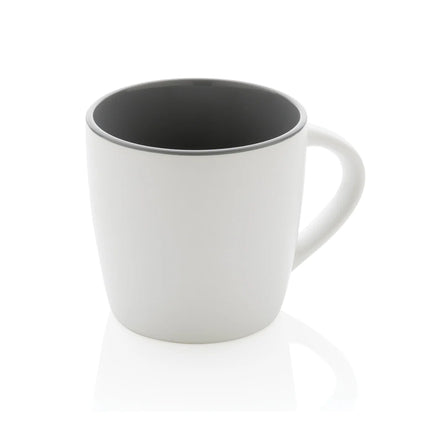 Ceramic mug with colored inner