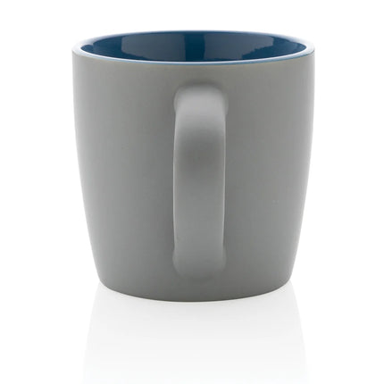  showcasing a stylish mug with vibrant interior design.